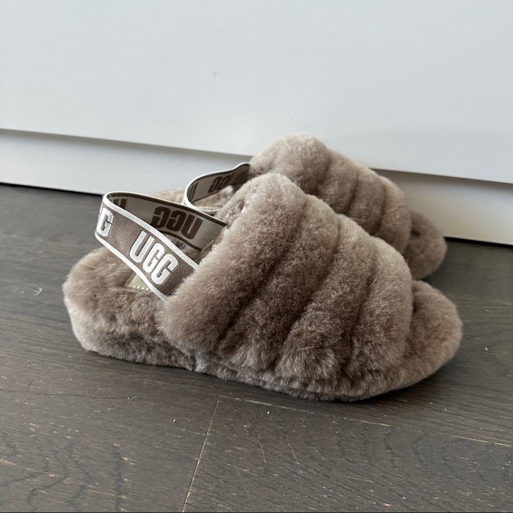 UGG Fluff Yeah Slides in Caribou